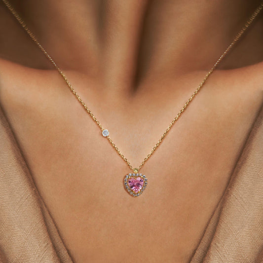 Kadın 14 Ayar Altın Pırlanta Tohumlu Pembe Rengi Kalp Kolye